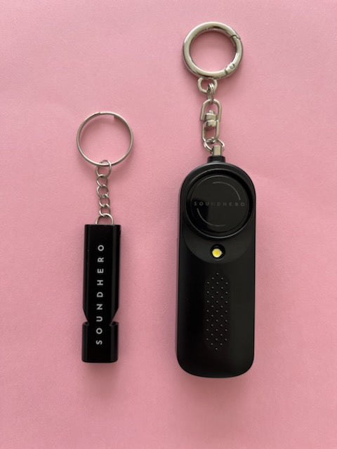SOUNDHERO personal self-defense alarm keyring with built in light - Battery operated - Noir Black