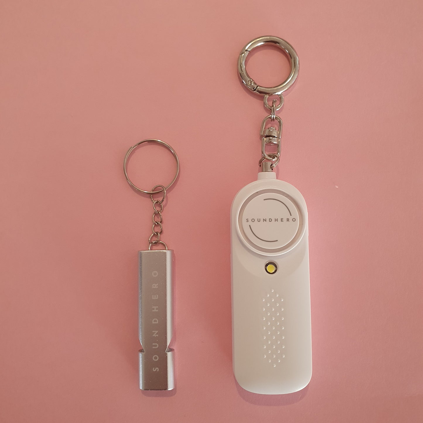 SOUNDHERO personal self-defense alarm keyring with built in light - Battery operated - Snow White